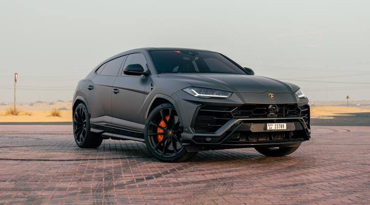Lamborghini Urus in Dubai